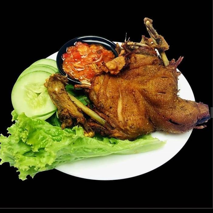 Bebek Om Aris Dago Bandung