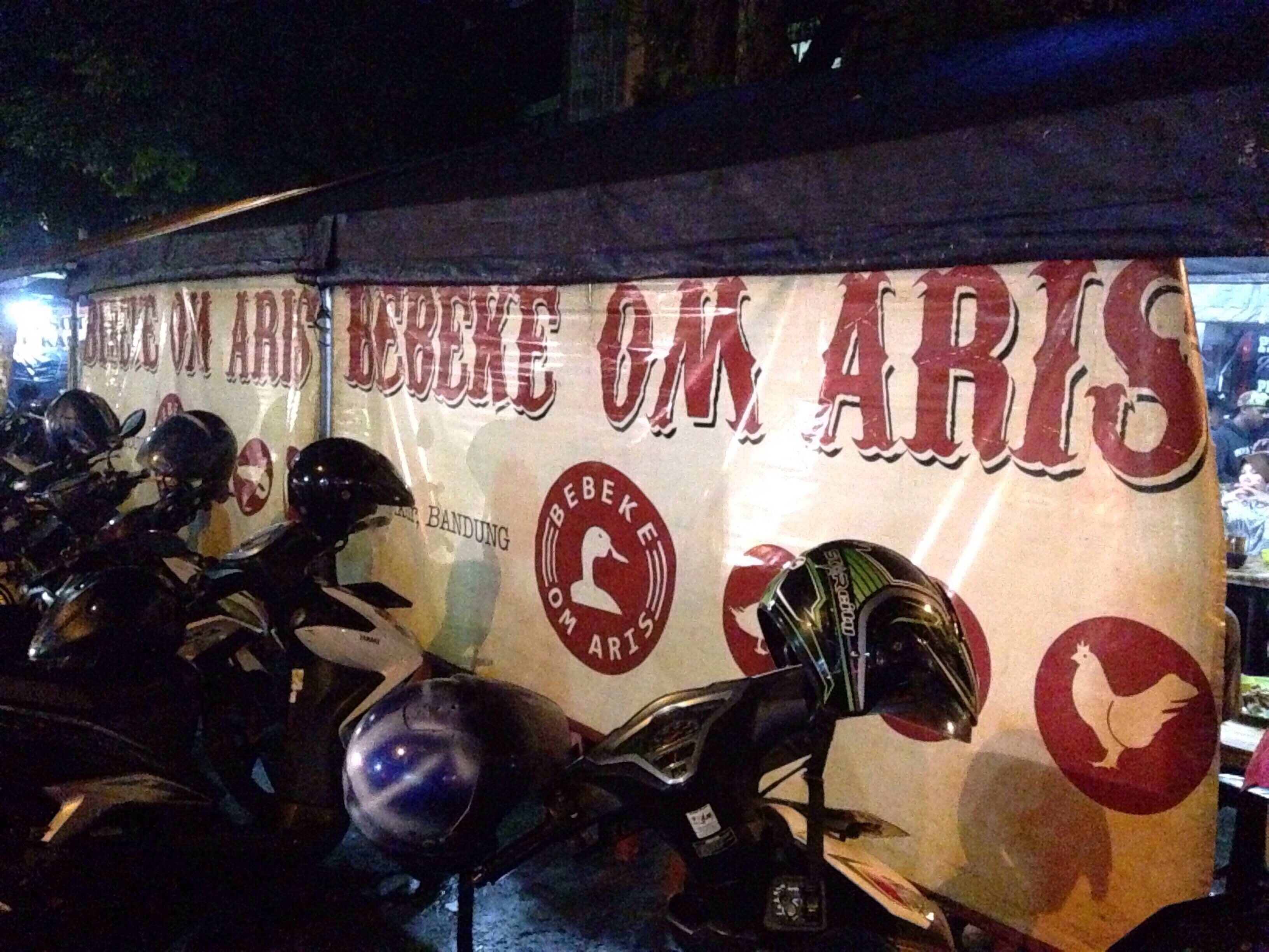 Bebek Om Aris Dago Bandung