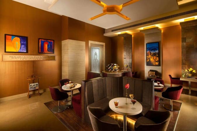 Discover more than 76 sandal suites noida restaurants