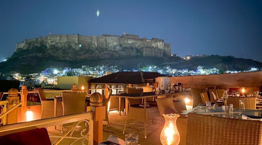 Restaurant image