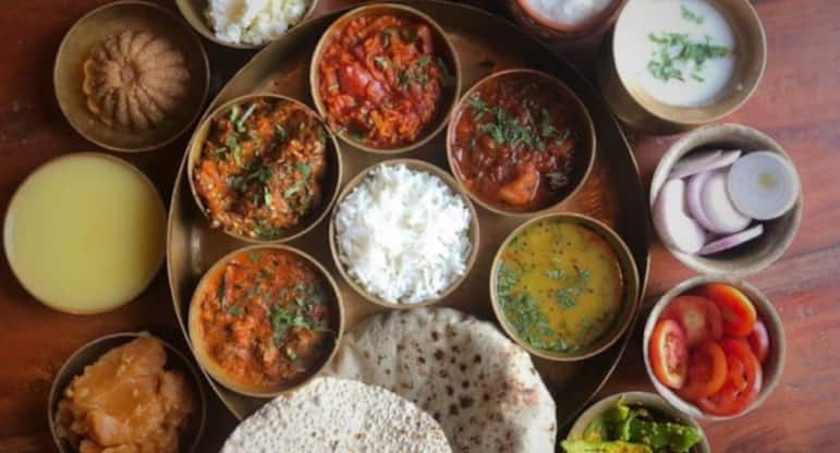 Gujarat Food: If you go to Gujarat, don't just limit yourself to Dhokla and Thepla, enjoy these dishes too.