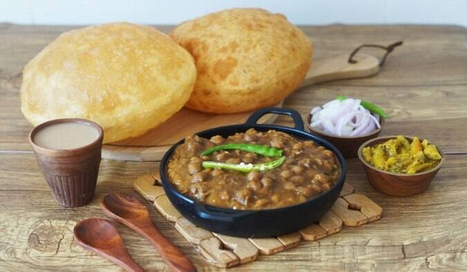 Beeji De Chole Bhature