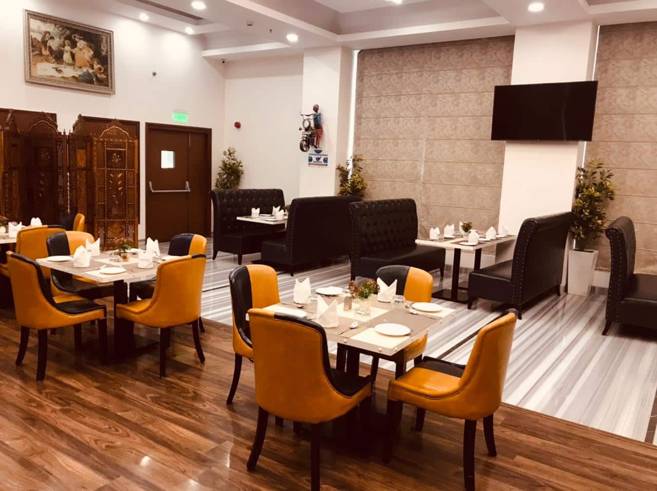 Kocktails & Kurries, Pitampura order online Zomato