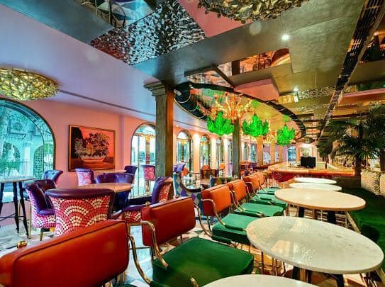 Restaurant image