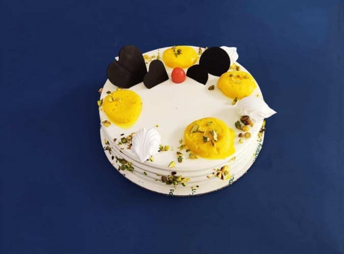 FluffyPineapple Cake |Pineapple Cake online | Online Cake Deliver | TFCakes