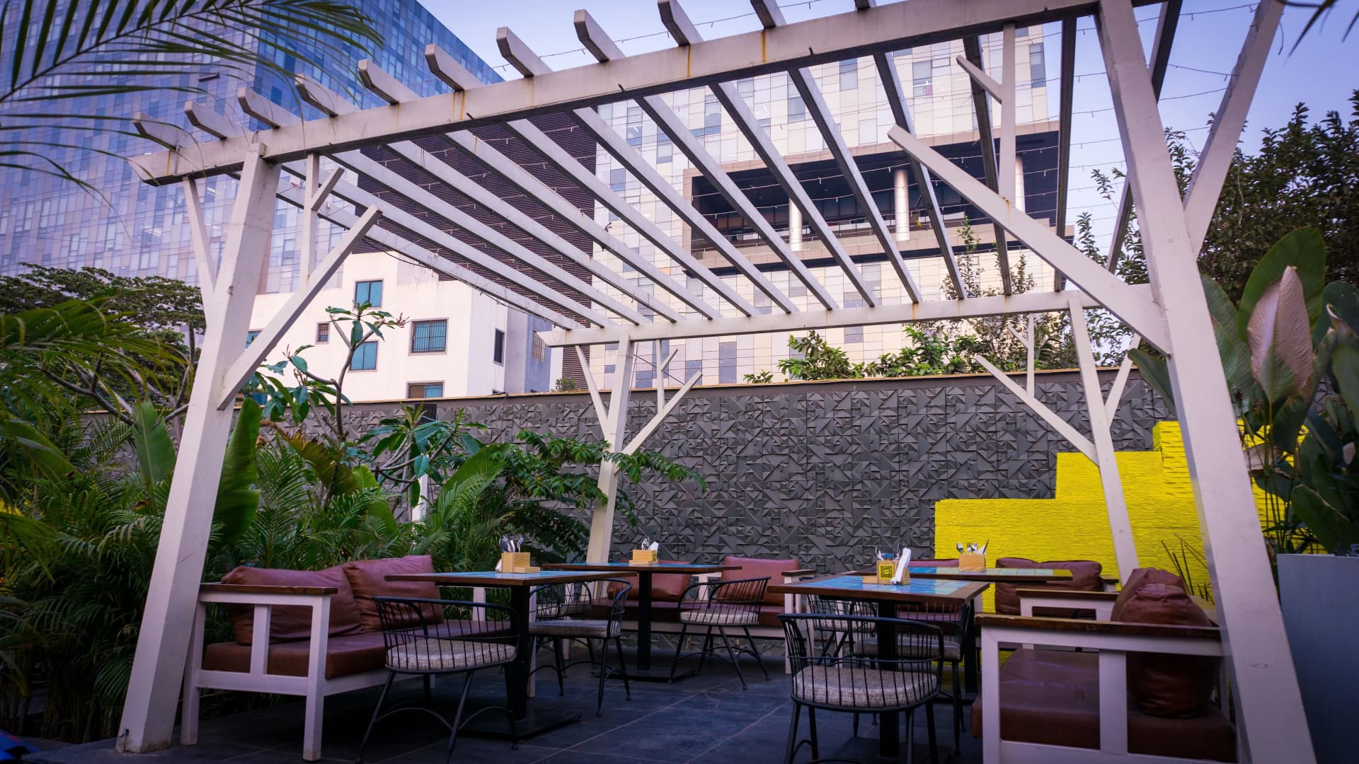 Restaurant image