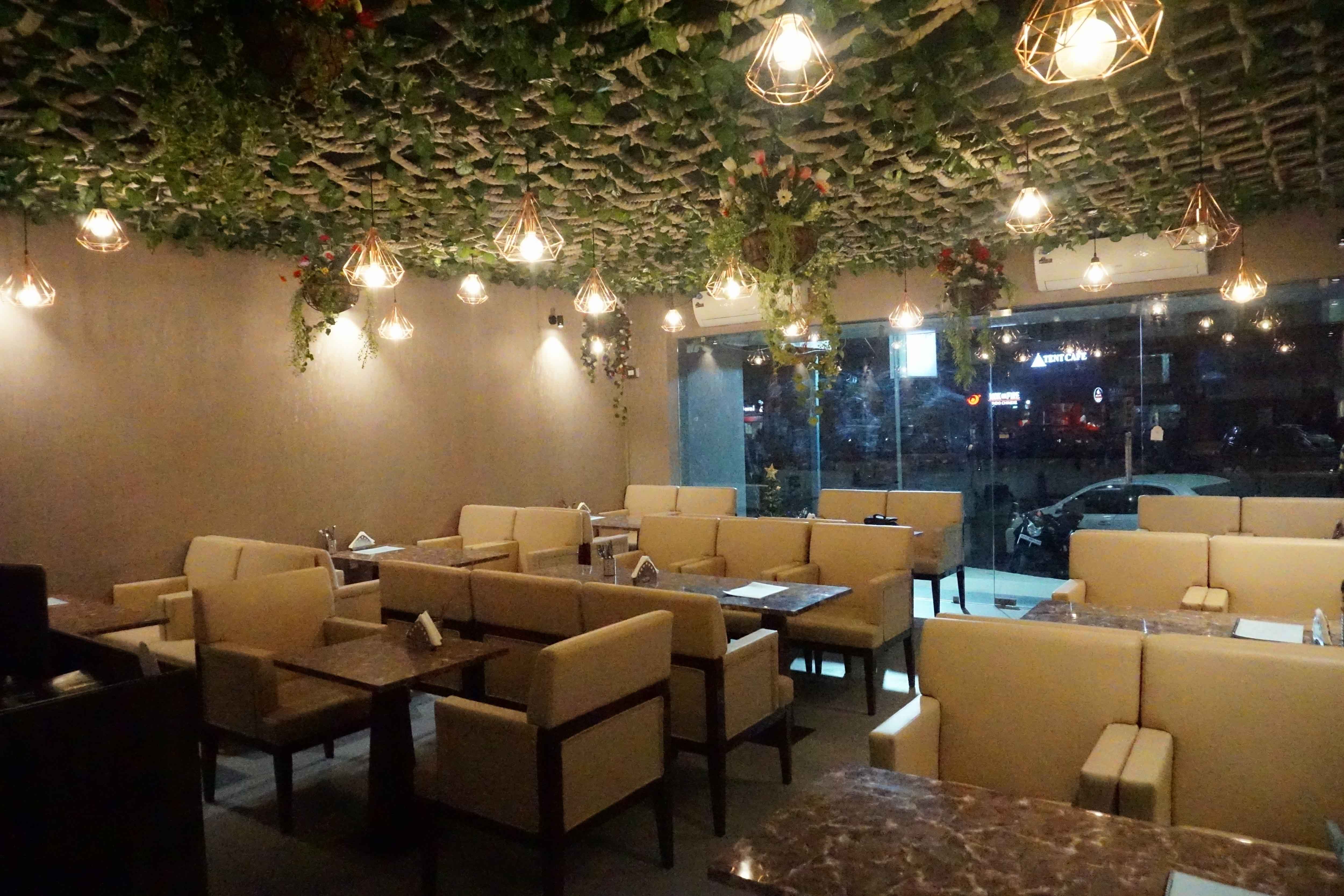 Maverick's Resto Cafe, Fatehgunj, Vadodara Zomato
