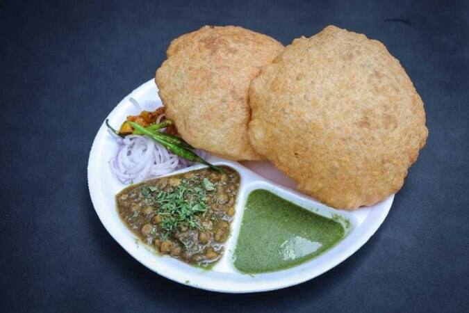 Ashu Bhature Wala