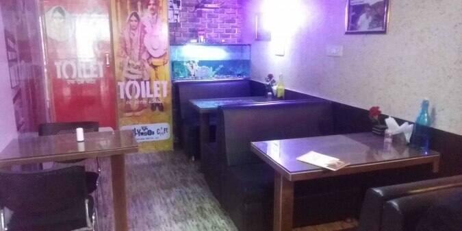 Bollywood Cafe & Restaurant