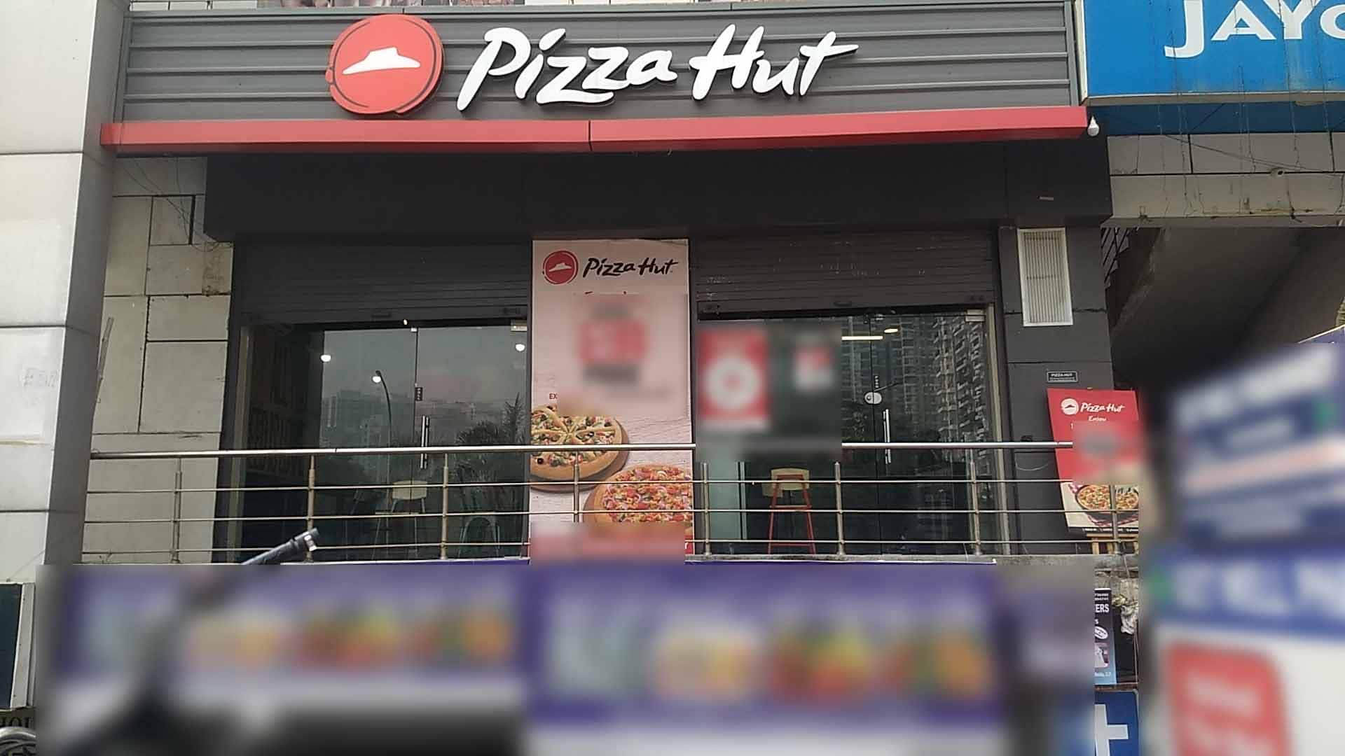 Pizza Hut, Sector 72, Noida