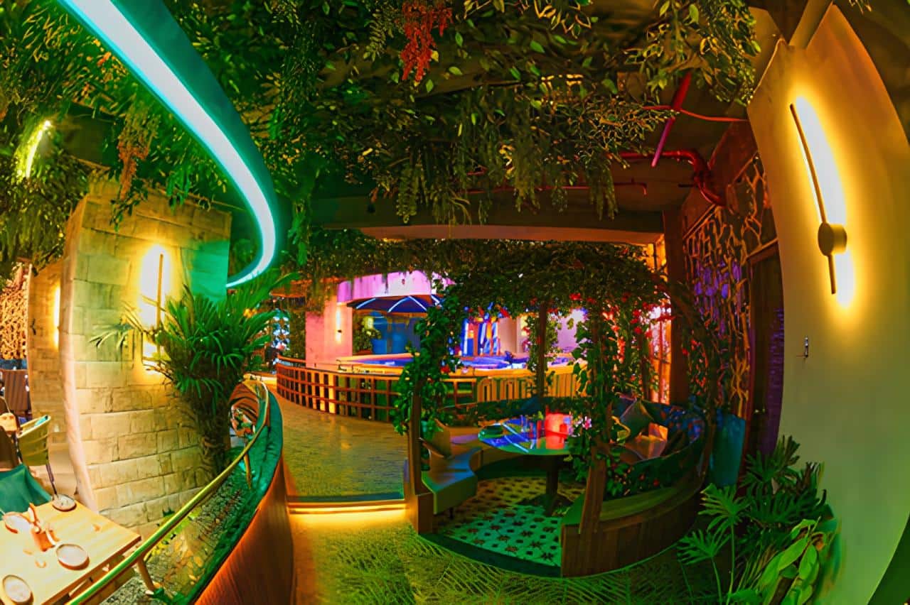 after party, bars near me, night clubs near me, pubs near me, bars open near me - The Knot - img5