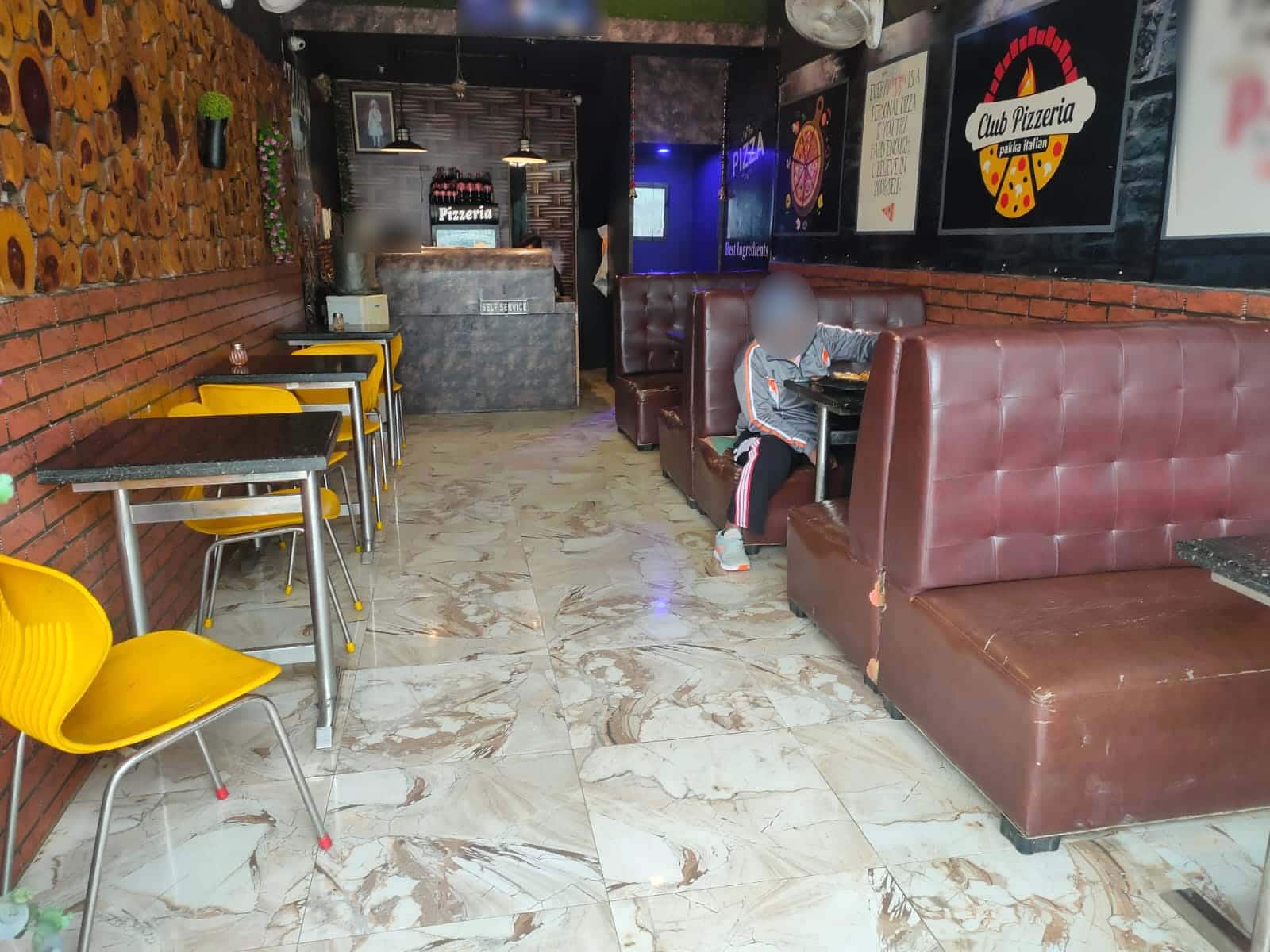 Club Pizzeria image
