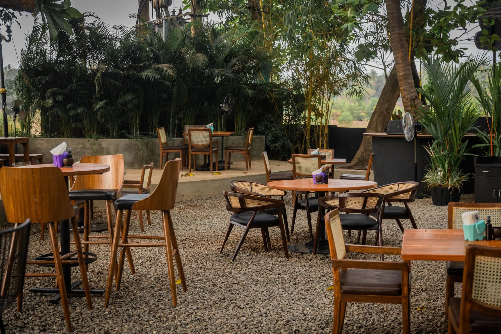 bars, cocktail bars, best bars, rooftop bars, cocktail lounges, pubs, wine bars, beer bars, award winning bars - Elephant & Co. - img1