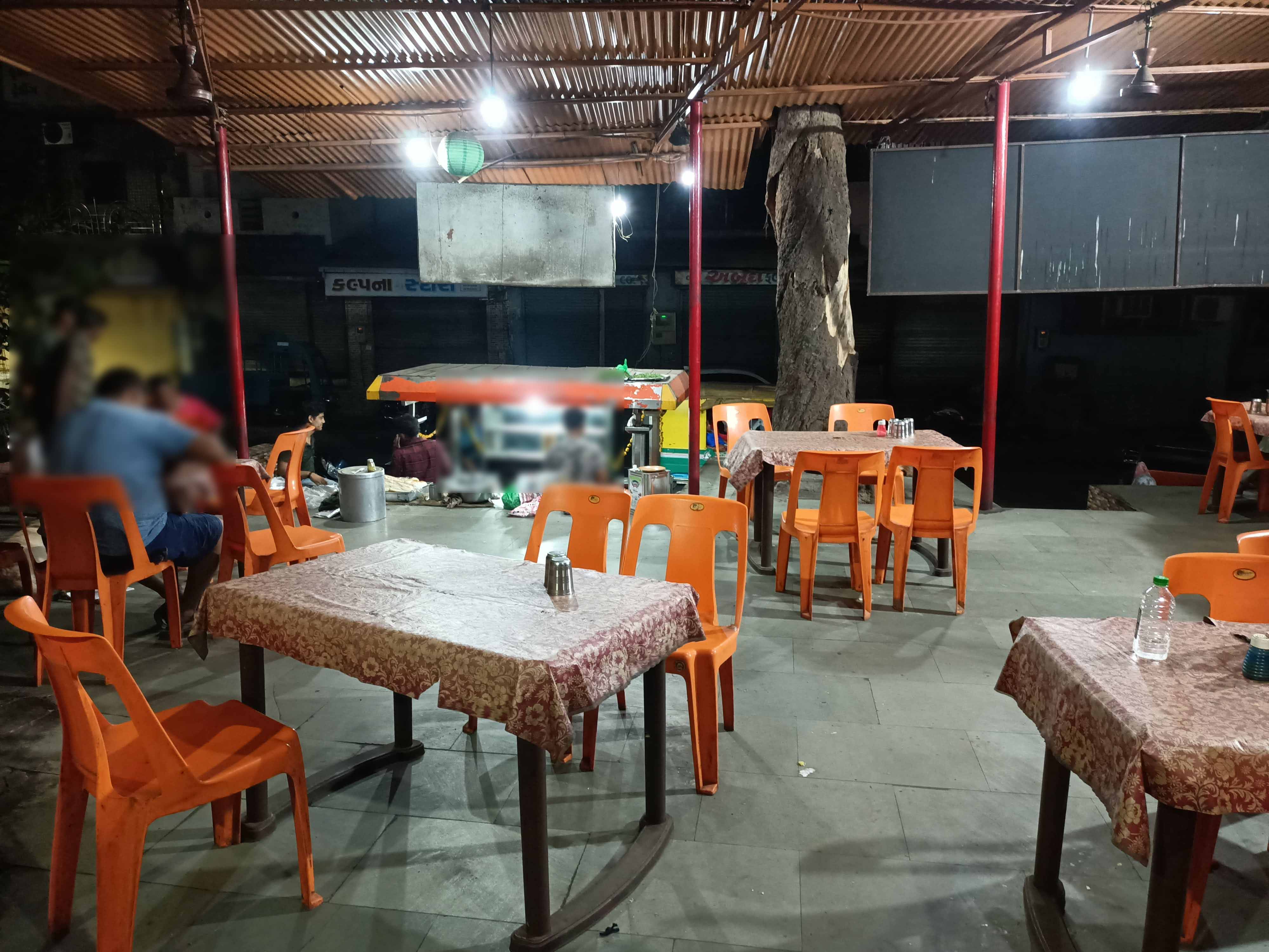 Mukesh Pav Bhaji Center, Shahibagh, Ahmedabad | Zomato