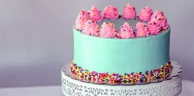 winni cakes & more | jai prakash nagar patna | winni cake/birthday cakes/gifts/flower/  @travellerbhaiyaji - YouTube