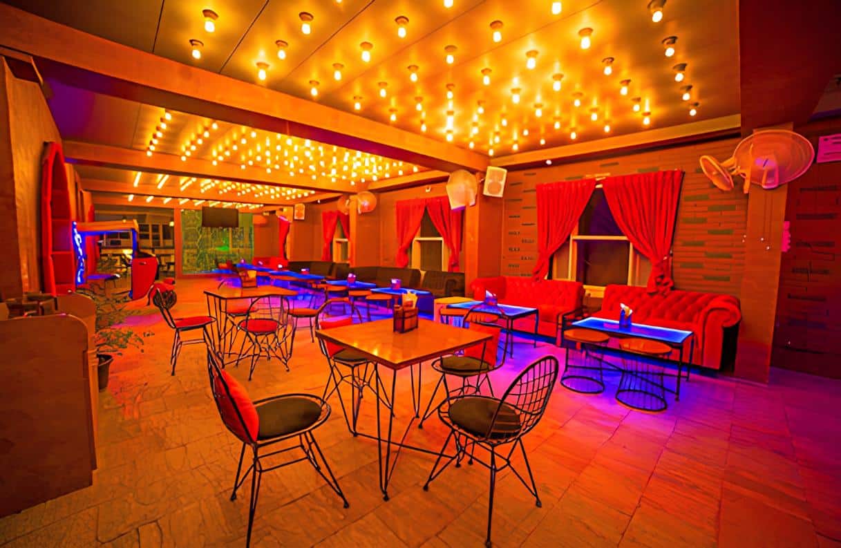 post work drinks, bars, pubs, cocktail bars, happy hour, craft beer, cocktails, beer bars, rooftop bars, breweries - Talli Terrace - img1