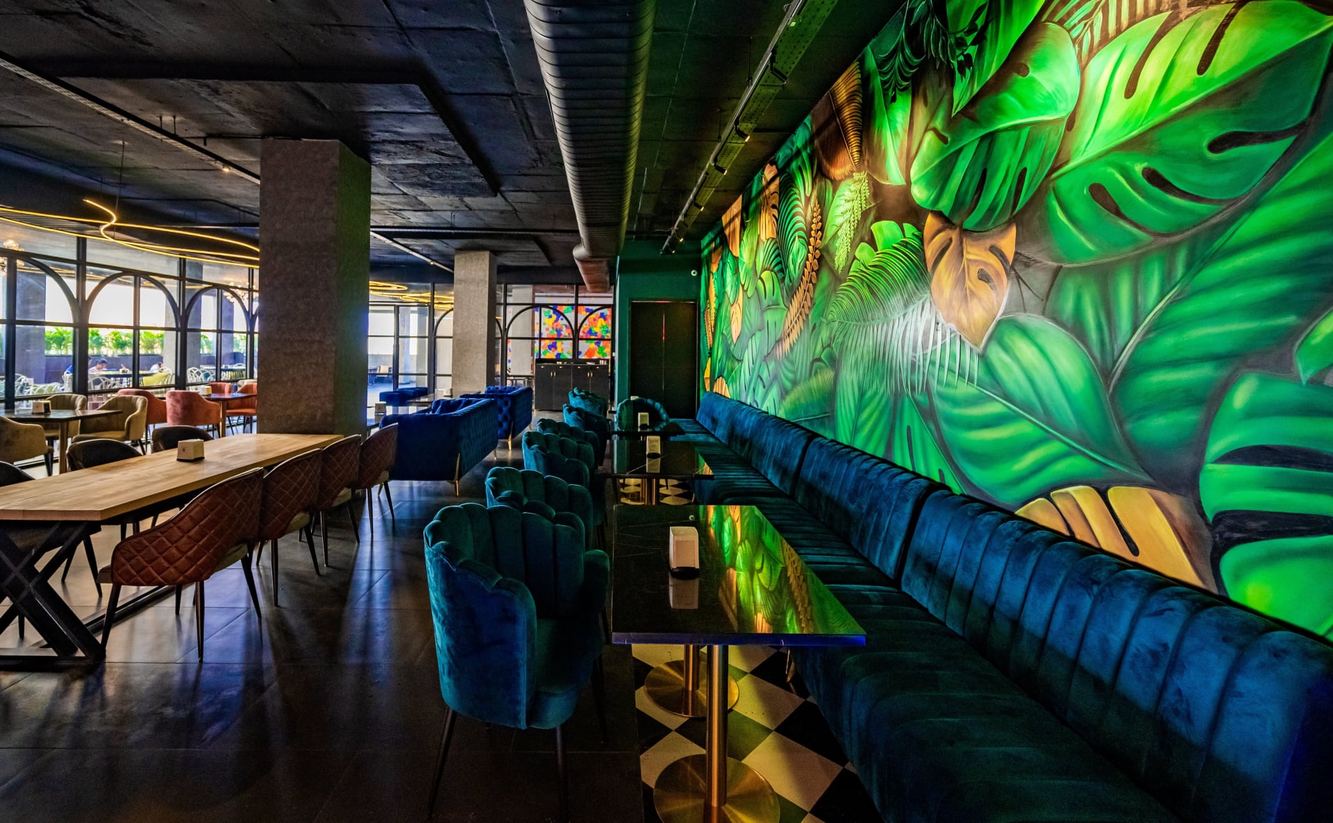 Restaurant image