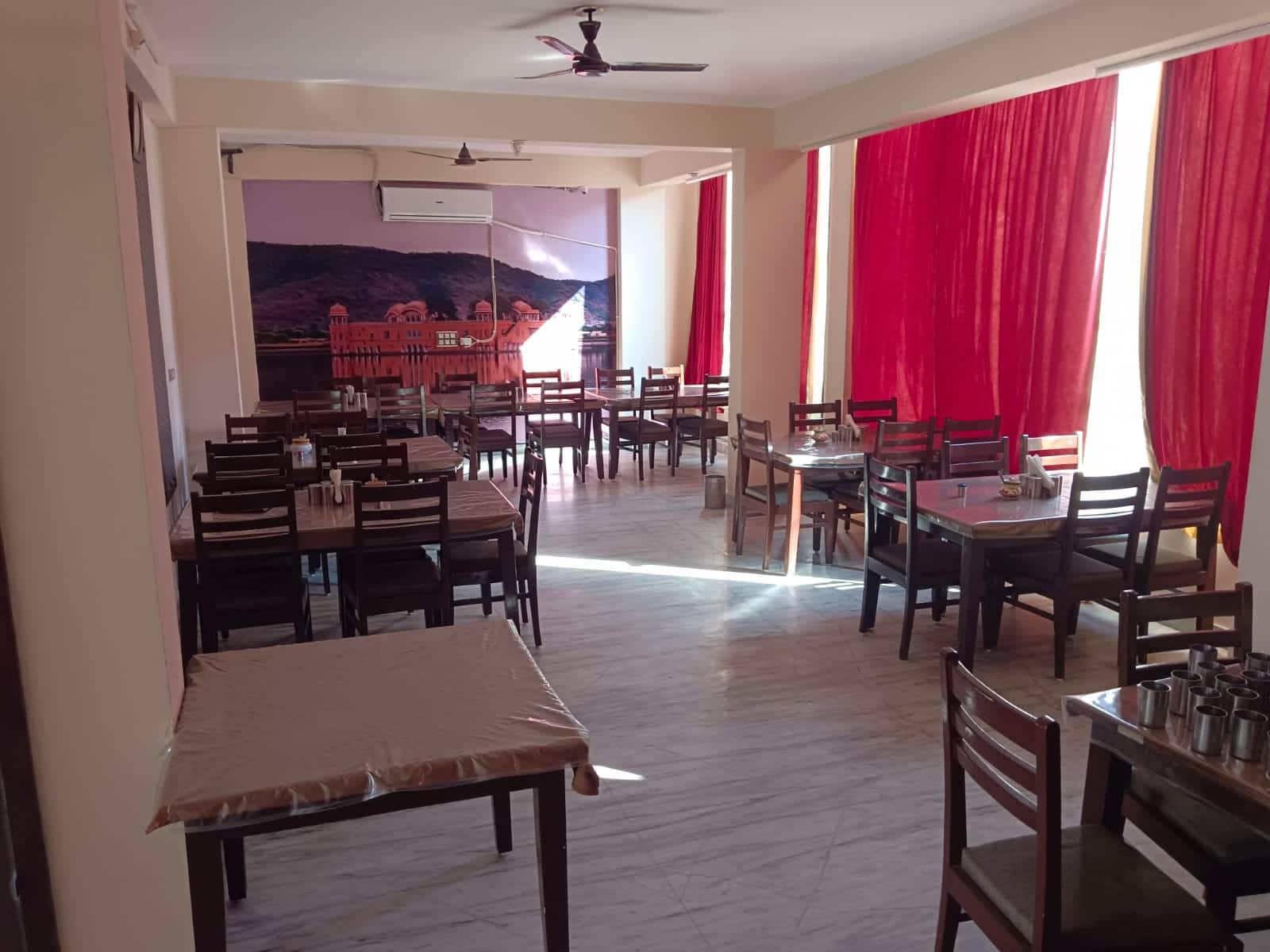 Mewar Restaurant & Dinning Hall, Hiran Magri, Udaipur Zomato