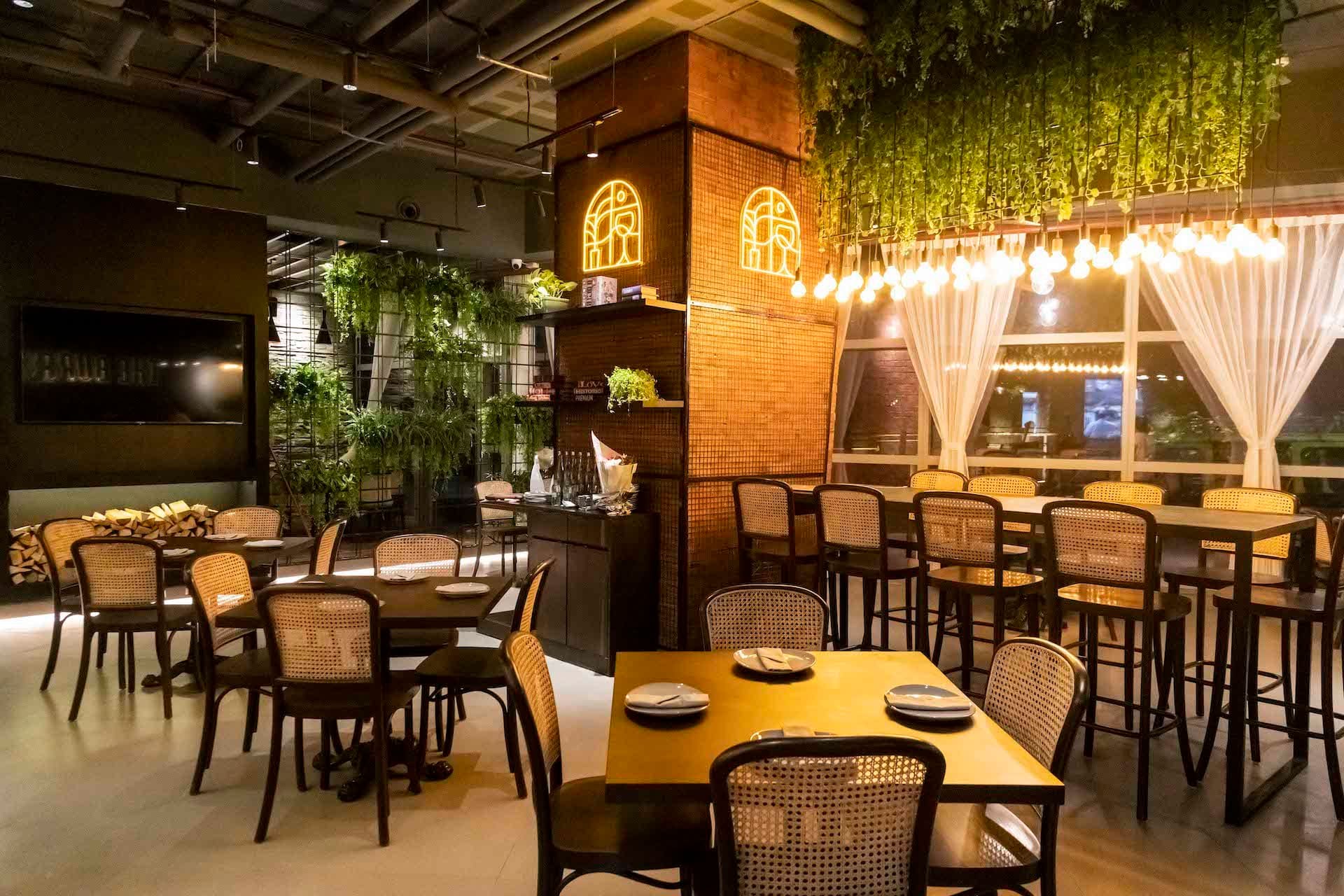 Book table and online reservation at The Burrow, Bandra Kurla Complex ...