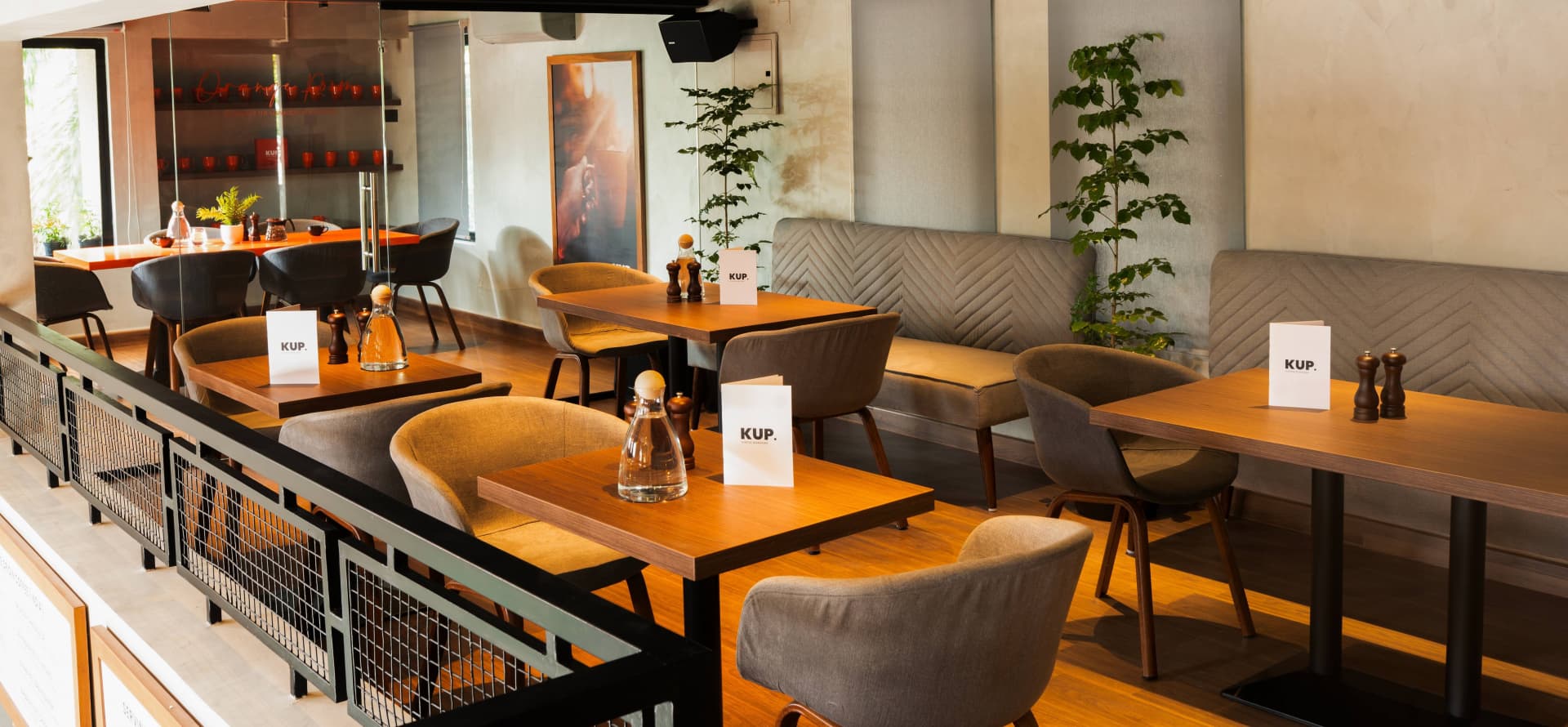 coffee places near me, cafe nearby, coffee house near me, cafes with wifi, coffee places - KUP Modern Kitchen & Coffee Bar - img1