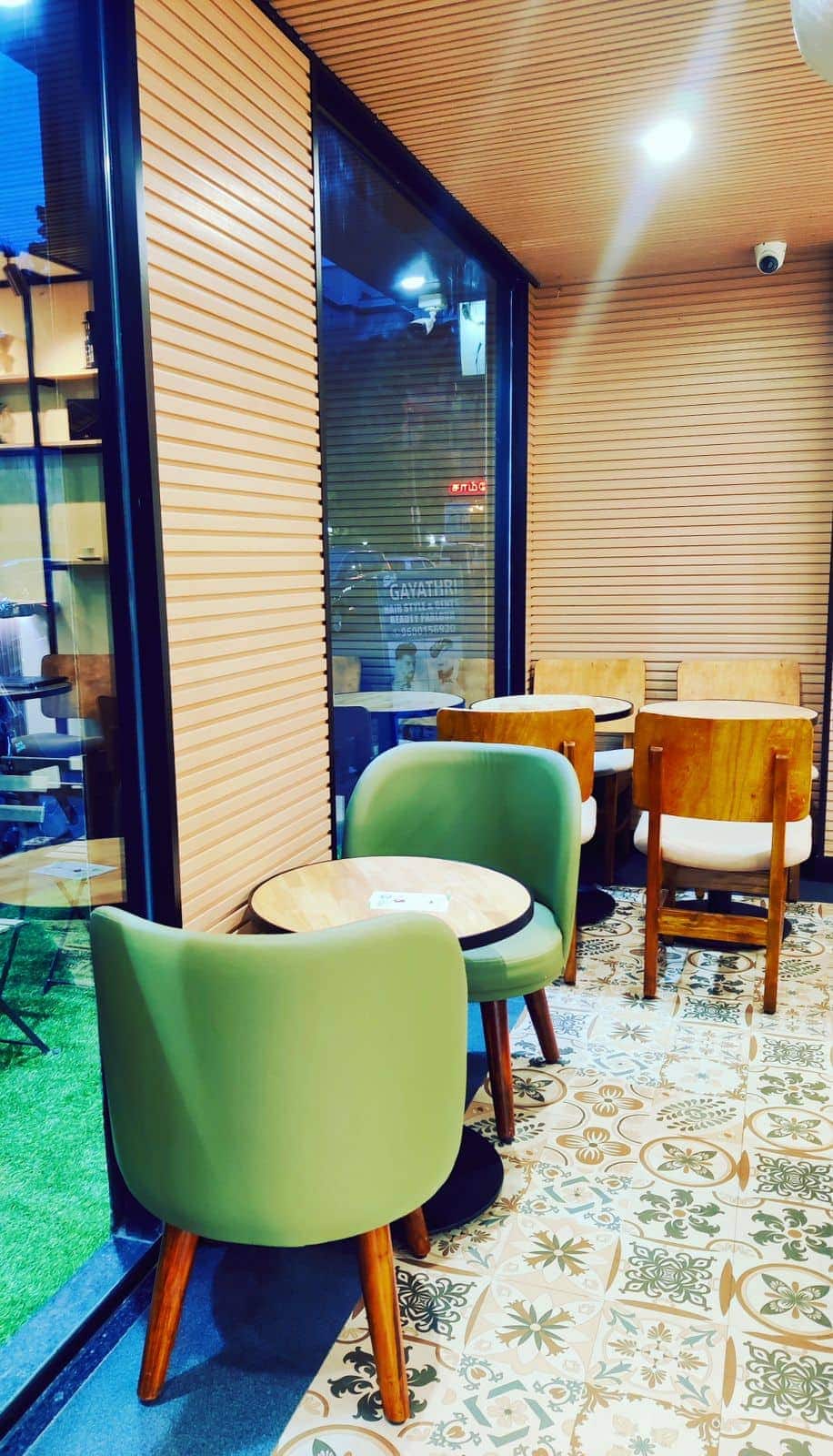 Restaurant image