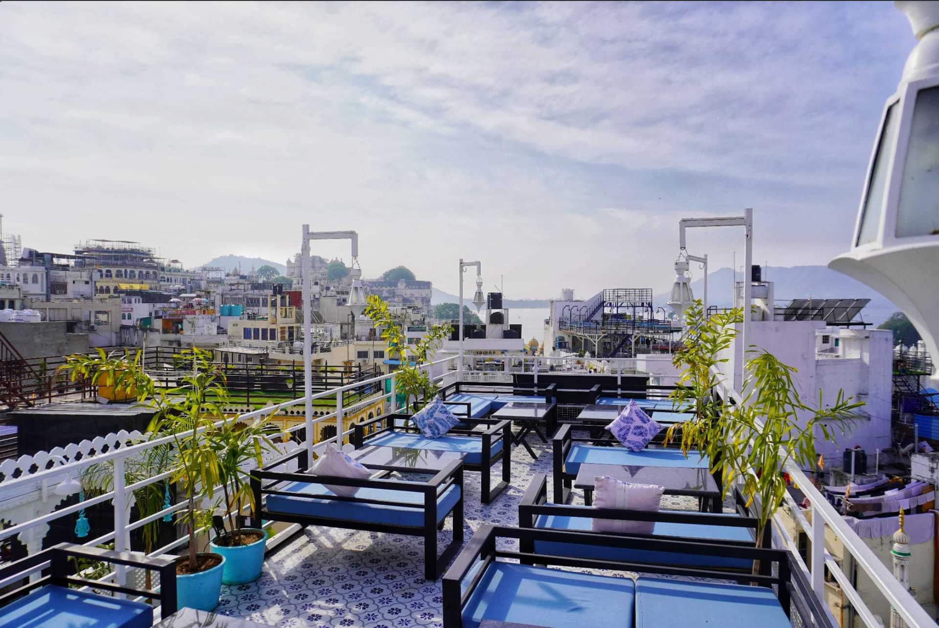 Restaurant image