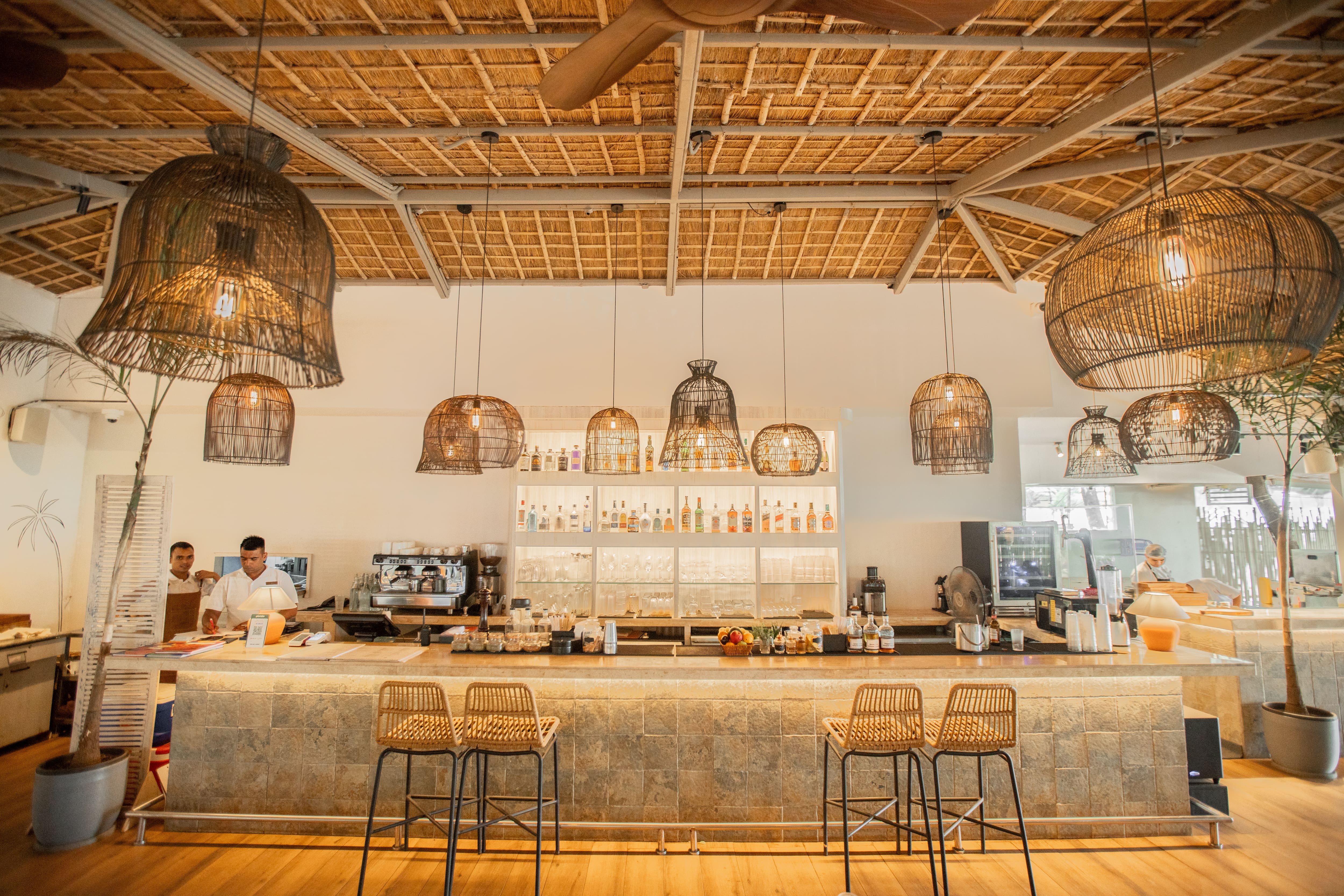 beach shacks, beer, beach bars, shack restaurants, seafood - Uma by the Sea - img5