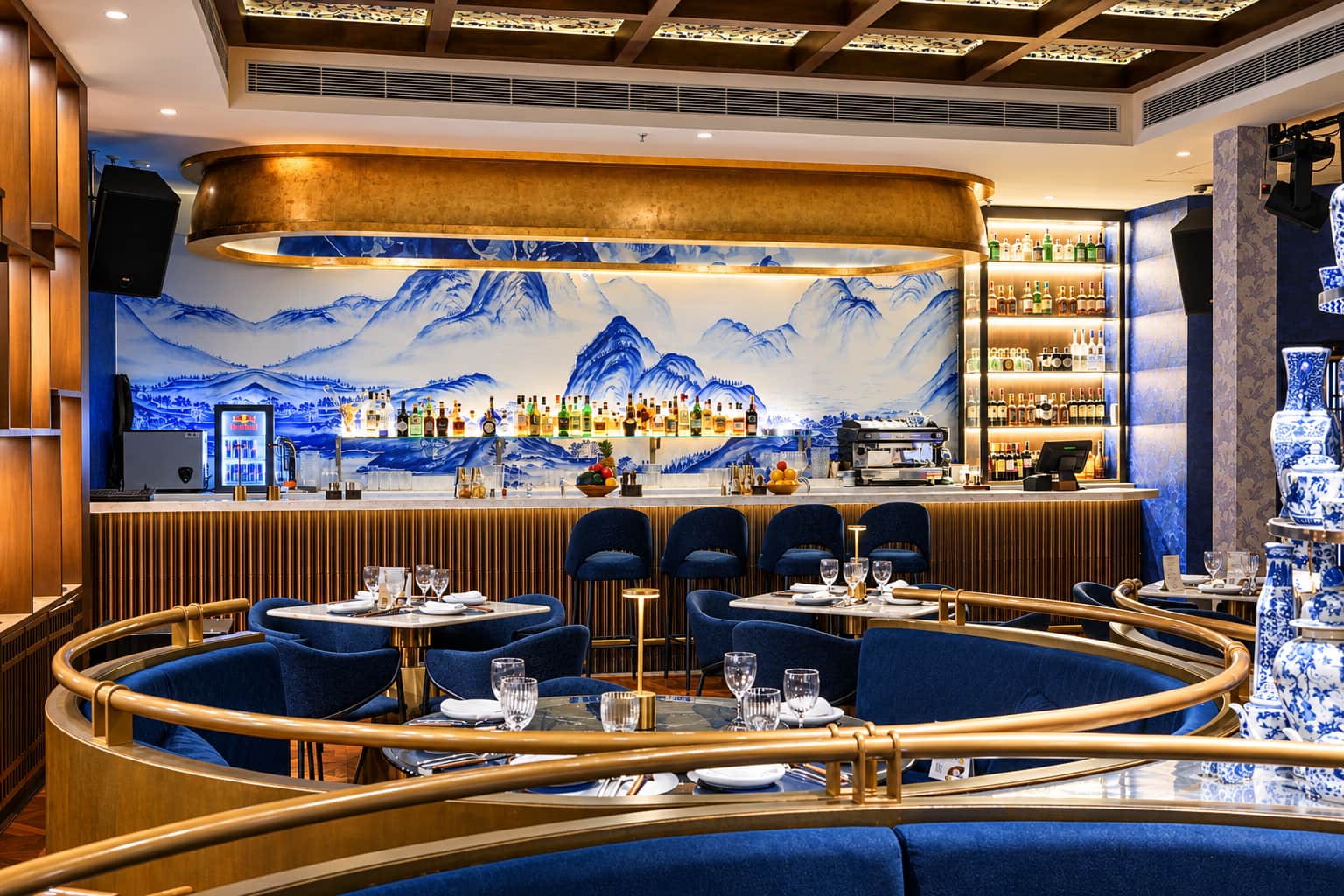 private dining, private dining rooms, private dining restaurants, group dining, fine dining restaurants, intimate dining, exclusive dining, corporate dining, luxury dining - Lucky Tigerr - img1