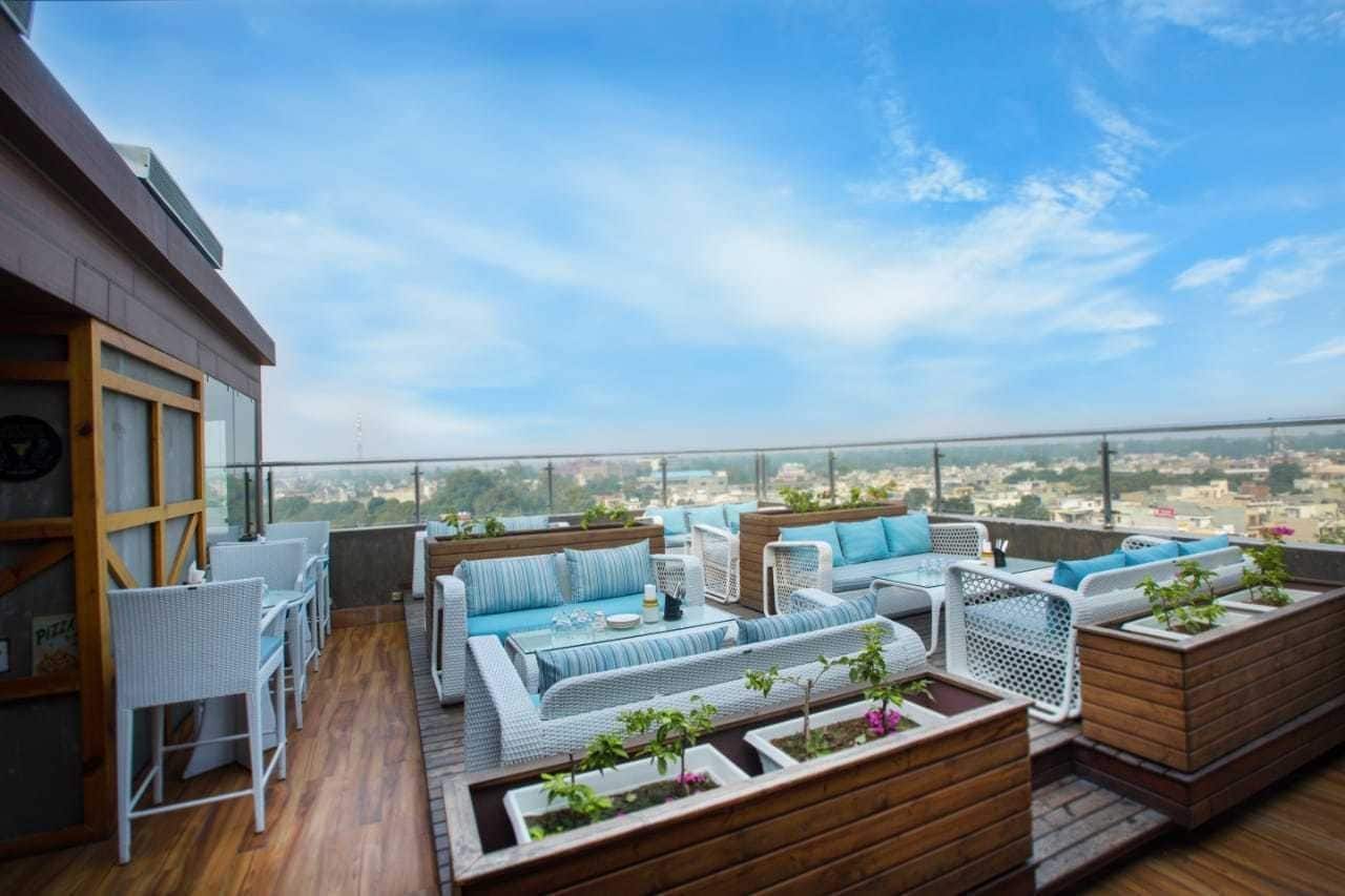 Shosha - Golden Sarovar Portico image