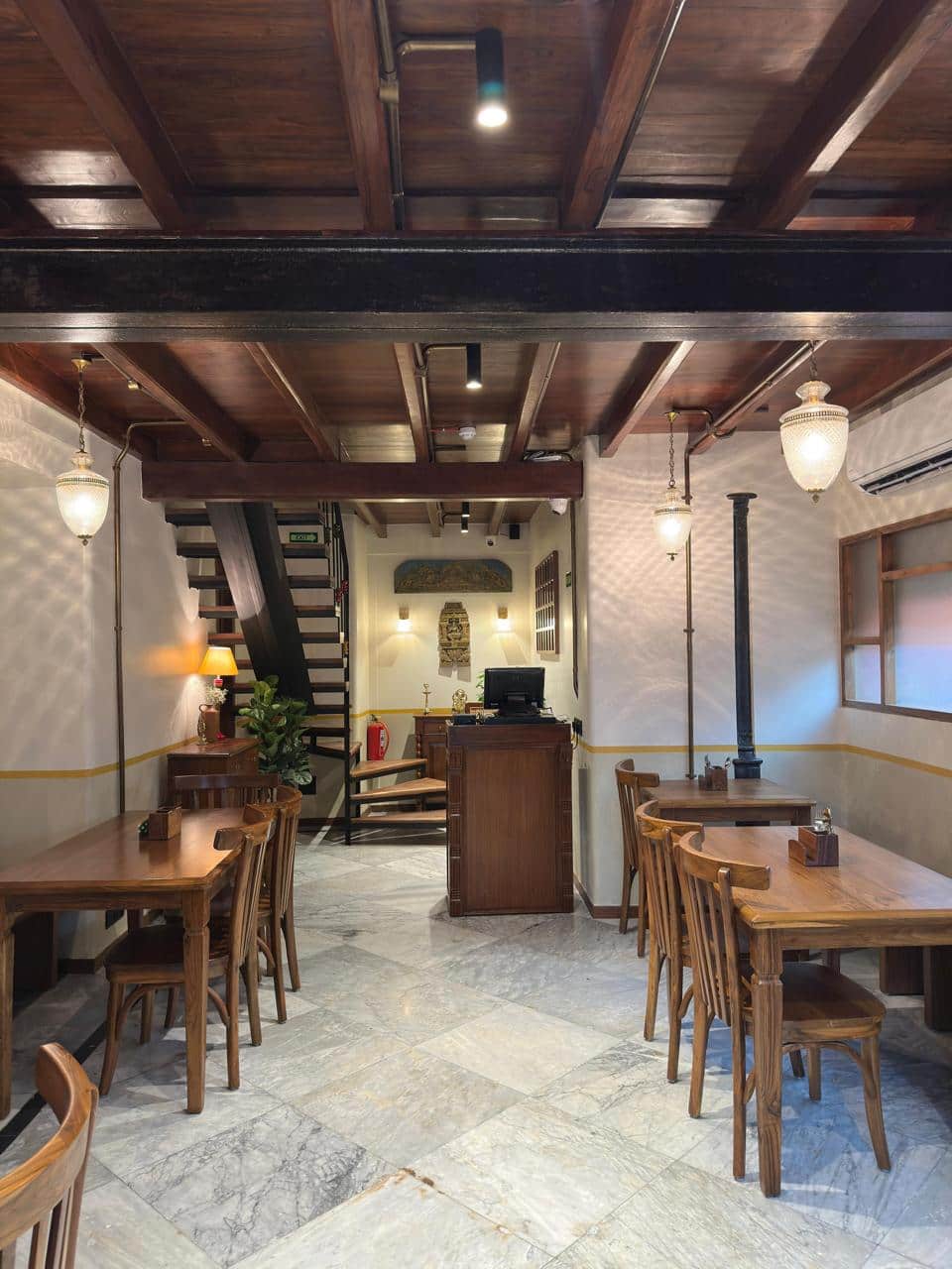 Restaurant image