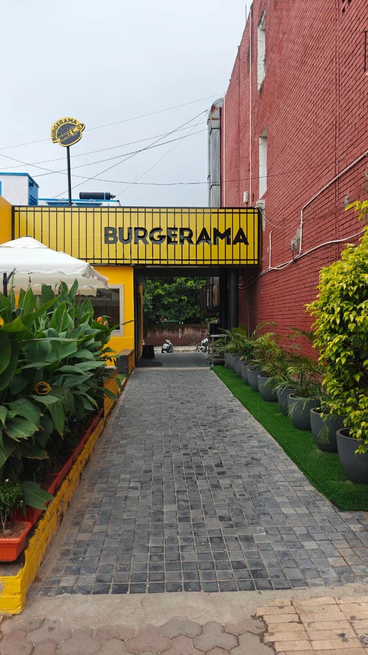 Restaurant image