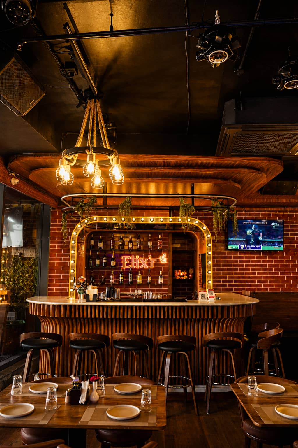 Elix'r Lounge