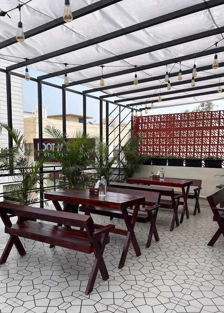 Restaurant image