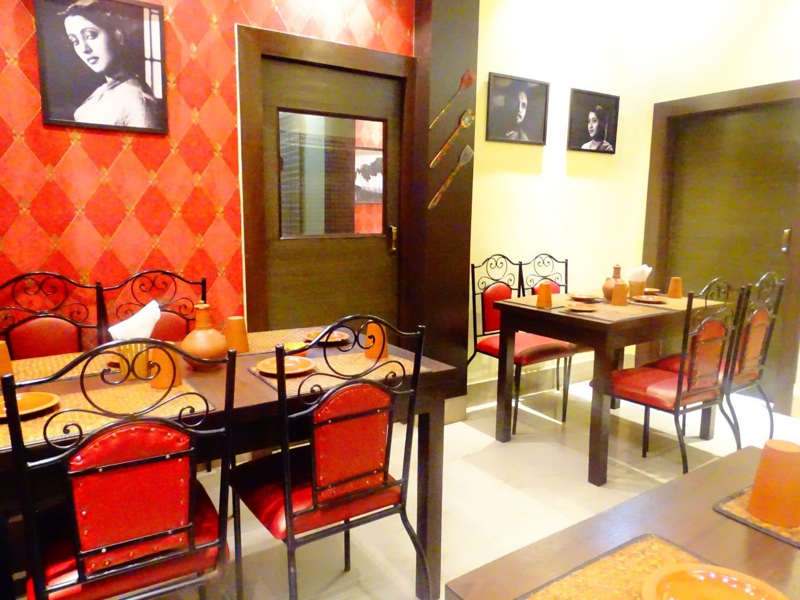 bengali thali, bengali food, rice, macher jhol, fish curry, thali, fish thali, fish thali near me, fish restaurants - Saptapadi - img4
