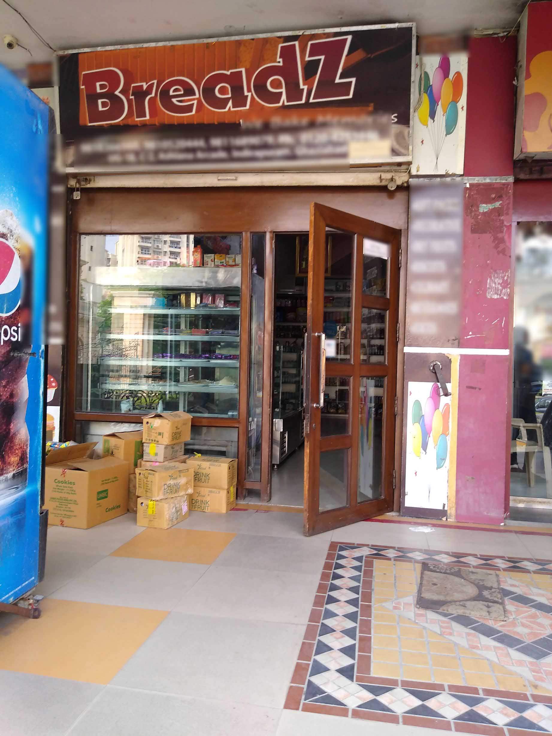 Breadz, Indirapuram, Ghaziabad