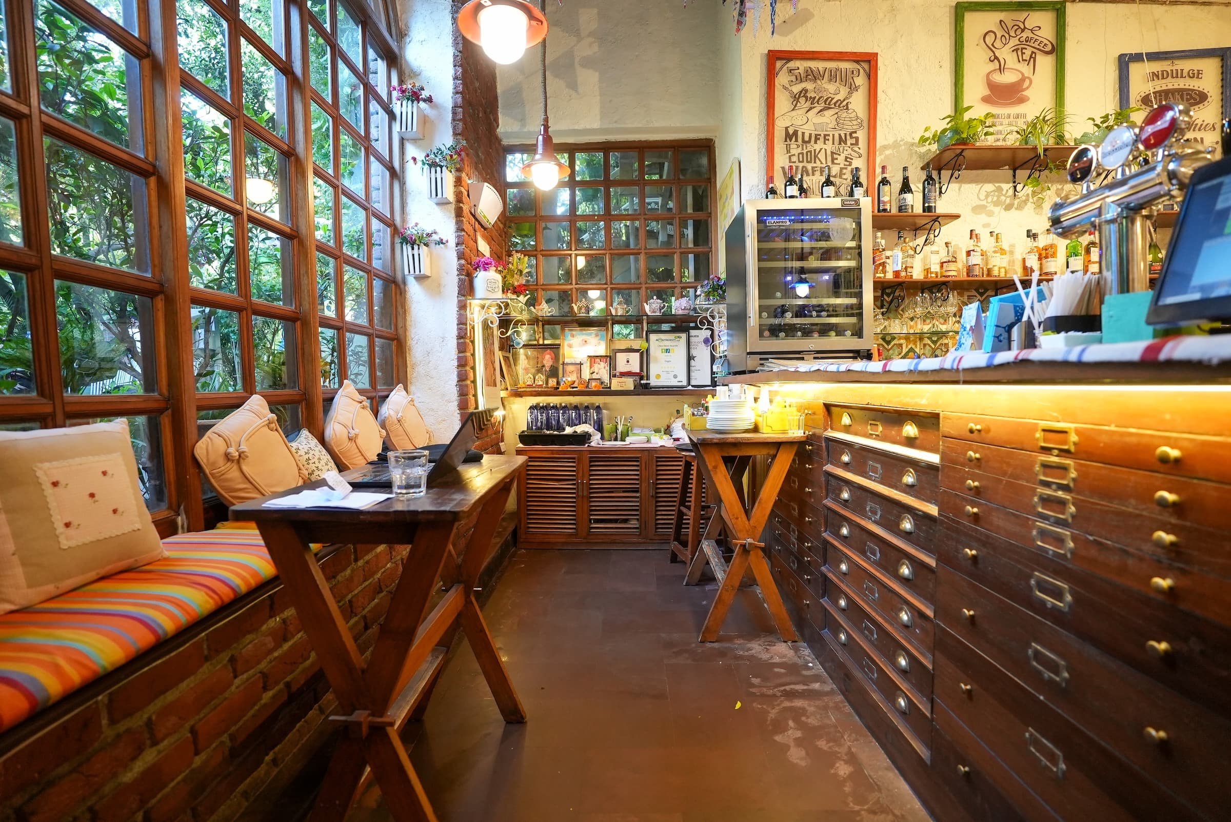 Restaurant image