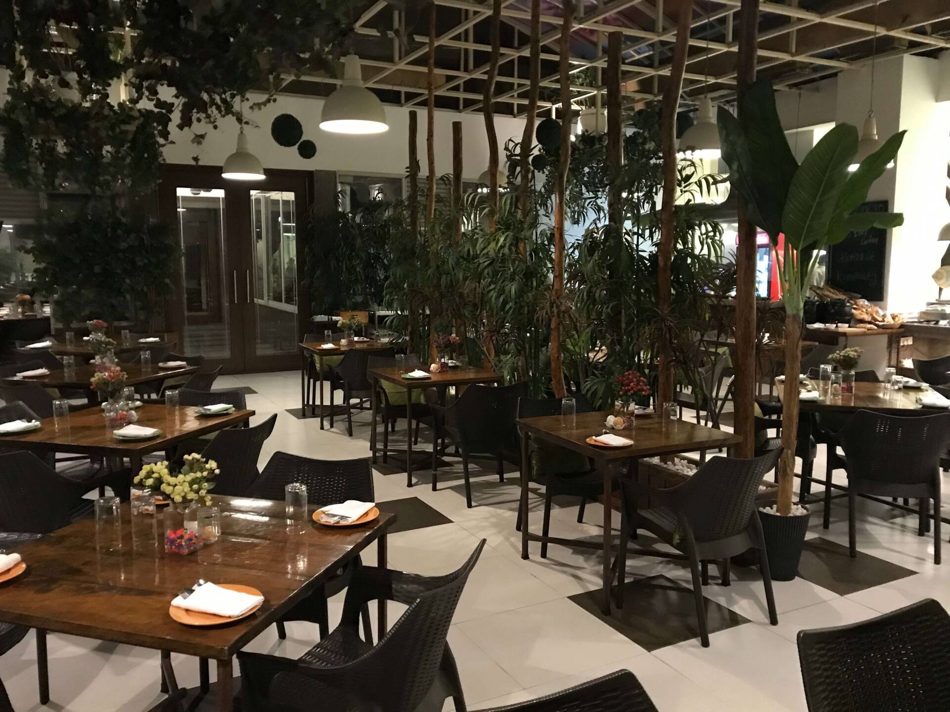 Restaurant image