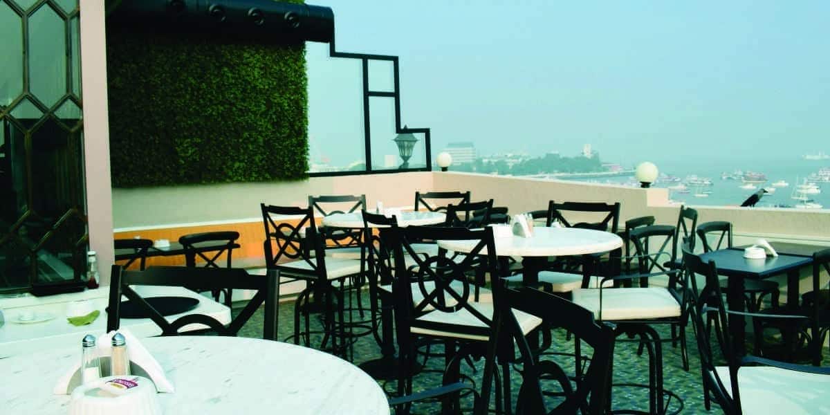 cafe on rooftop - Bayview Cafe - img5