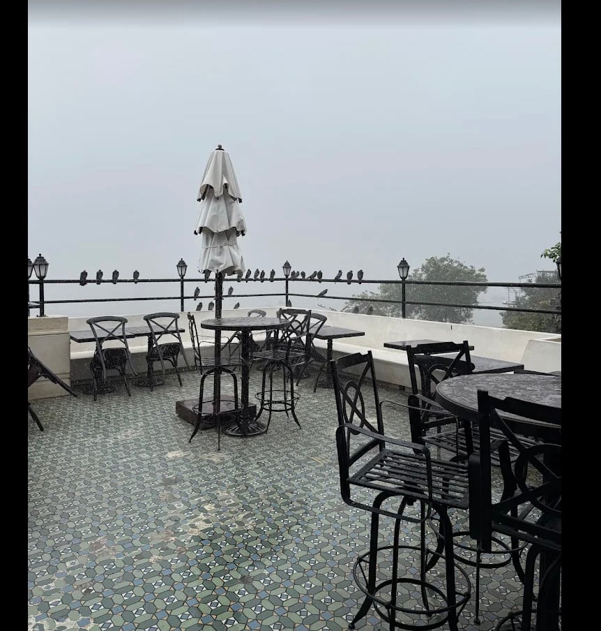 cafe on rooftop - Bayview Cafe - img1