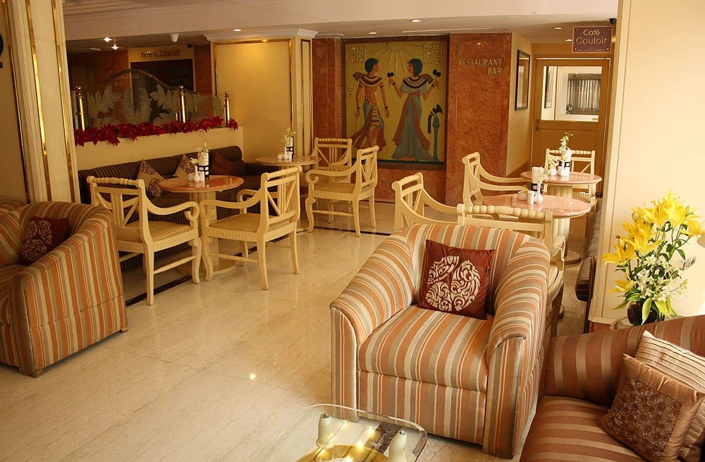 Cafe Couloir - Hotel Bawa International, Vile Parle East, Mumbai | Zomato