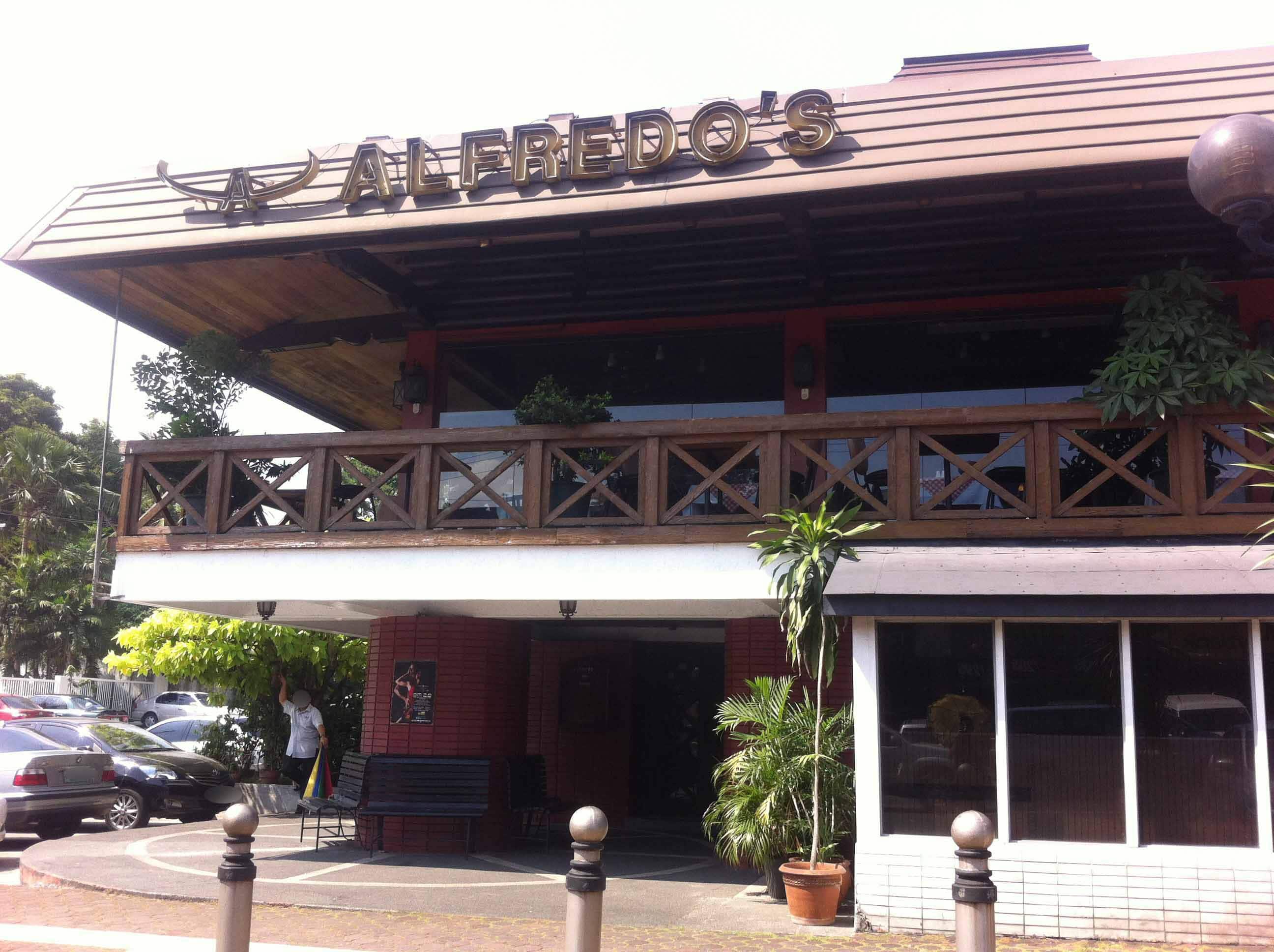 Alfredo's Steaks Photos, Pictures of Alfredo's Steaks, Tomas Morato