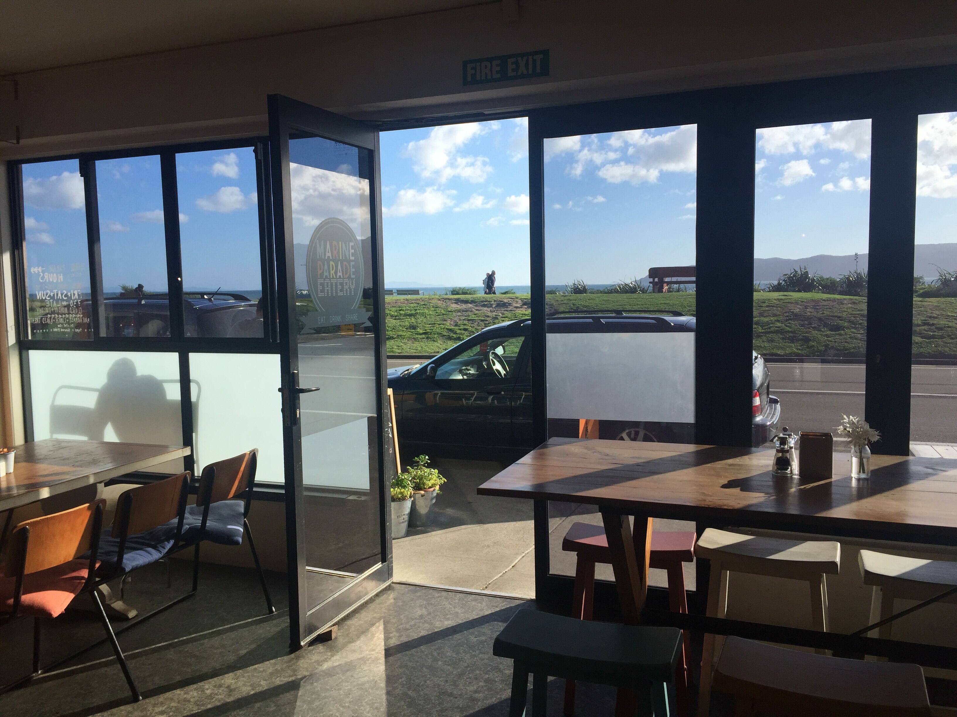 pram beach restaurant