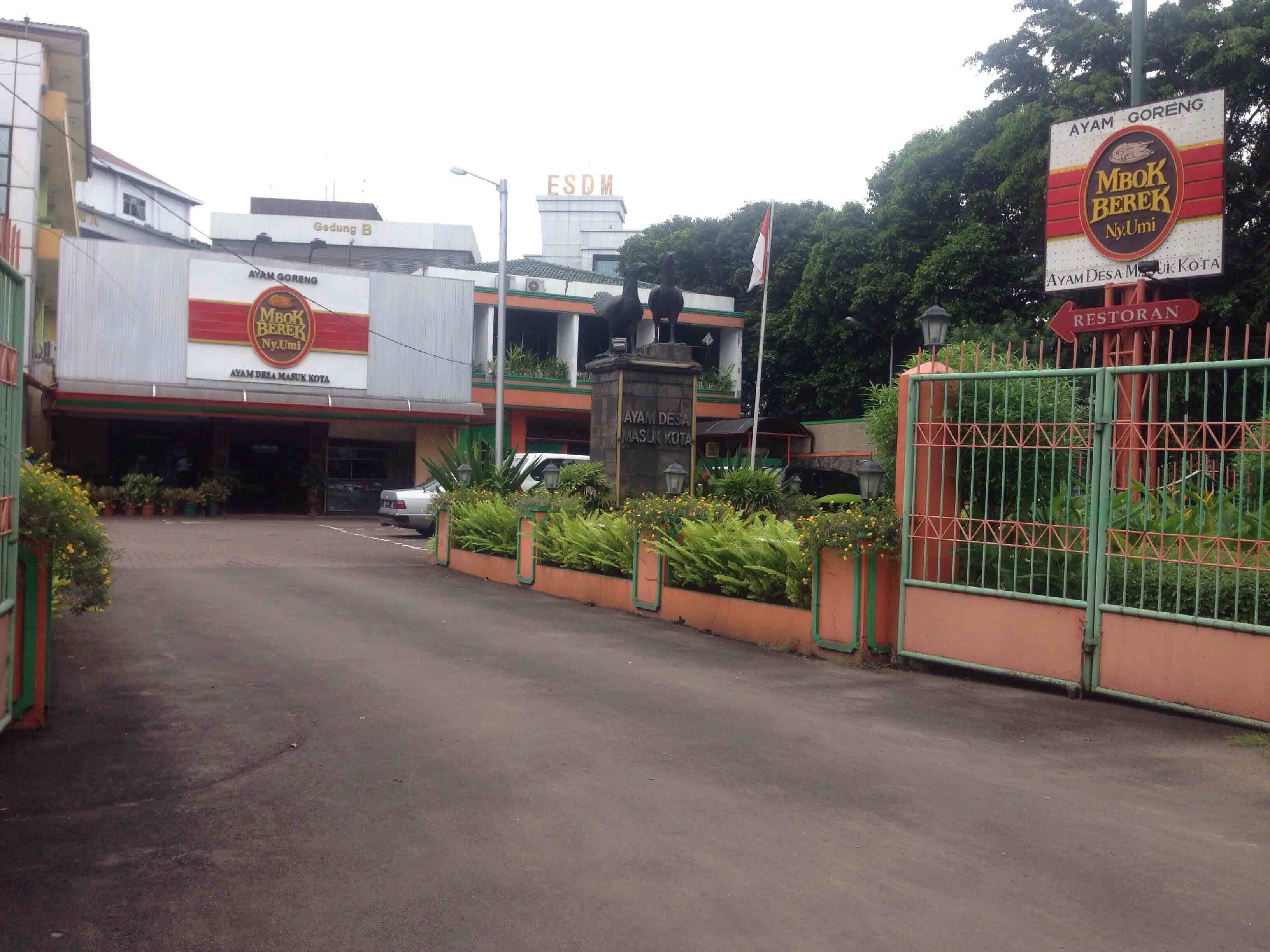Ayam Goreng Mbok Berek Ny Umi Tebet Jakarta