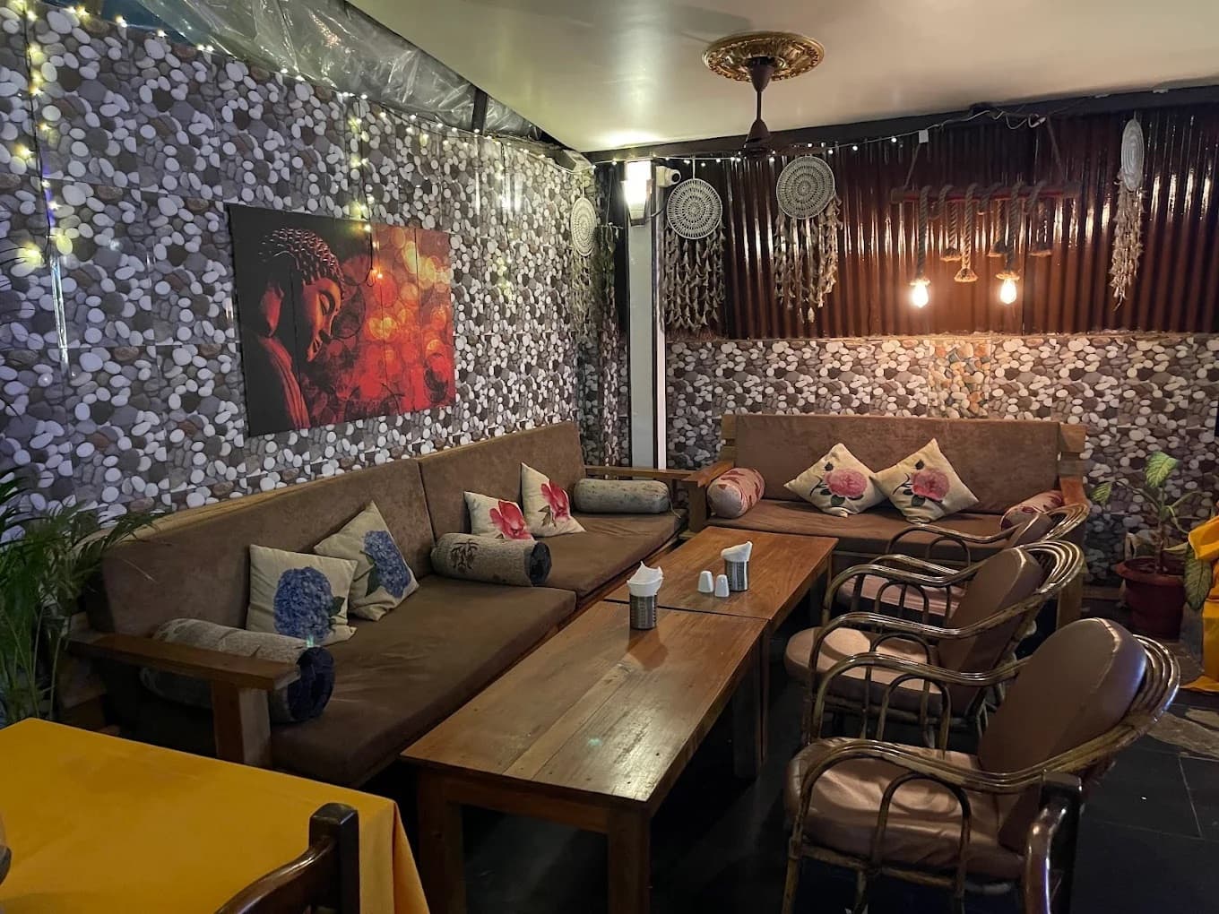 Restaurant image