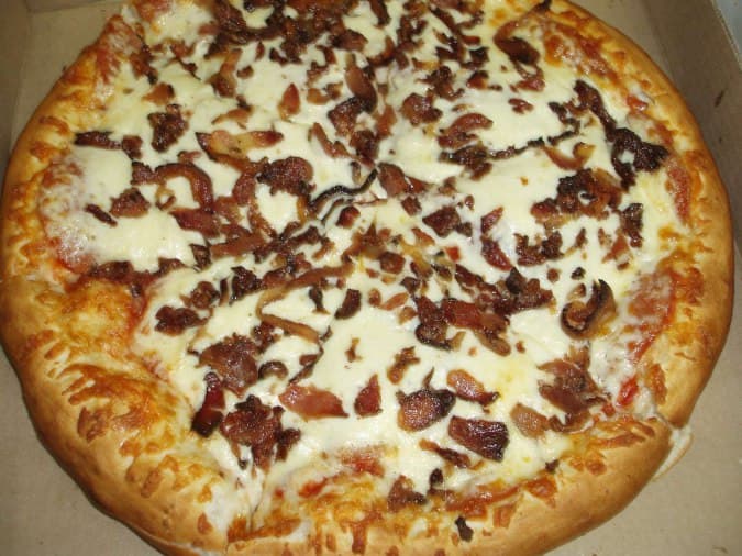 McArthur Pizza, Vanier, Ottawa Urbanspoon/Zomato