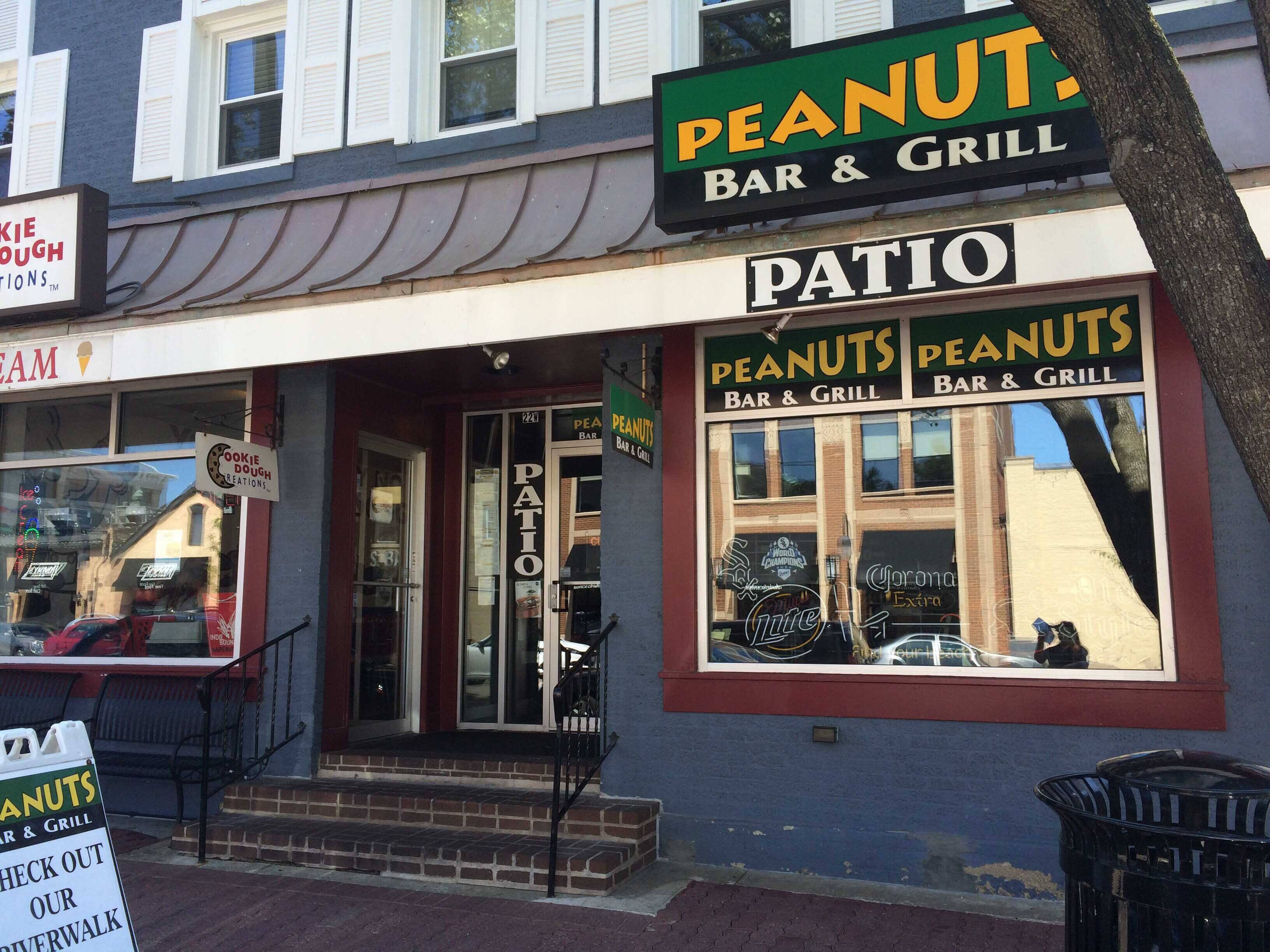 Peanuts Bar & Grill, Naperville, Chicago