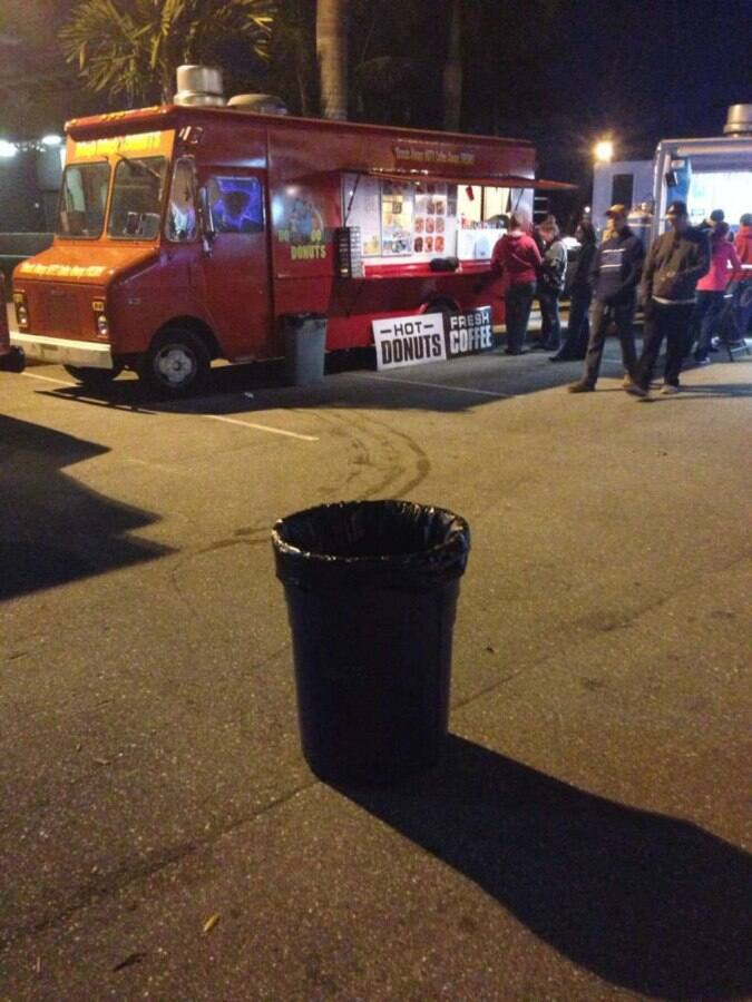 DOugh DOugh's Donuts Food Truck Reviews, User Reviews for DOugh DOugh's