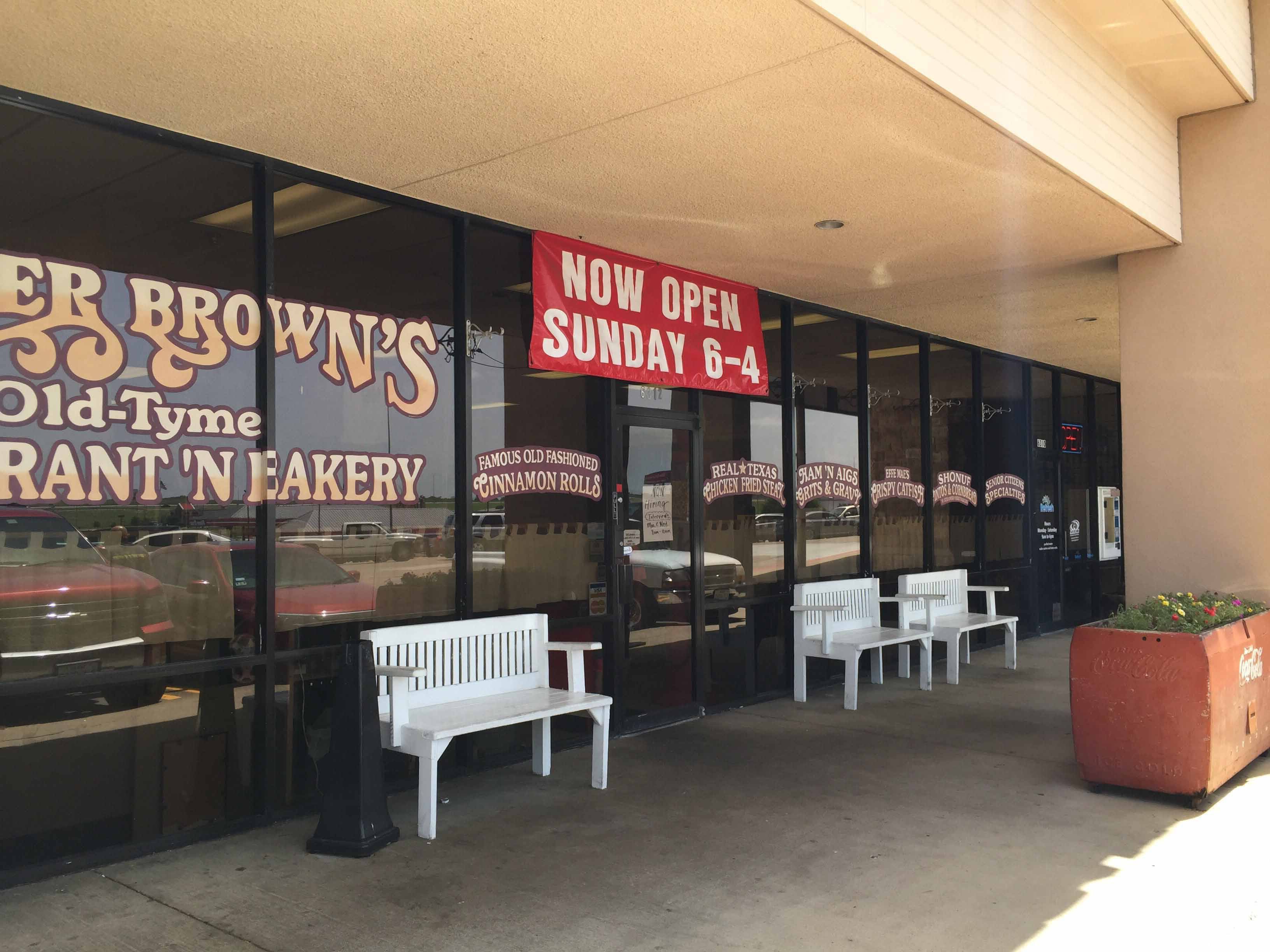 Photos of Ginger Brown's Old Tyme Restaurant & Bakery, Pictures of