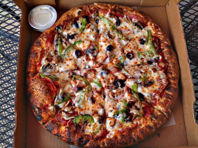 West Coast Gourmet Pizza, North Broadway/Short Street, Lexington