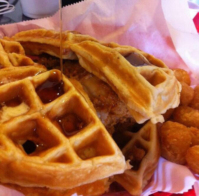 Willy's Chicken and Waffles Photos, Pictures of Willy's Chicken and